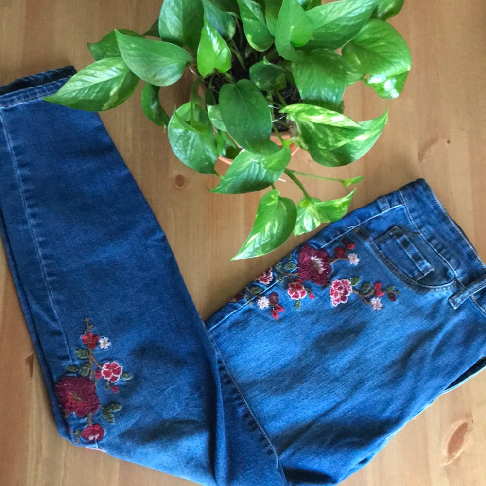 🎉HP🎉 Flower Power jeggings